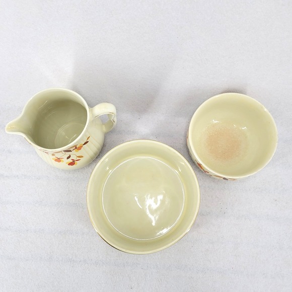 Vintage Hall Autumn Leaf 3-Piece Set – Jewel‎ Tea Mary Dunbar - Picture 3 of 7